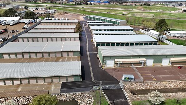 Five Star Storage - Sioux Falls - Russell St. / I-29 - 2111 North Louise Circle