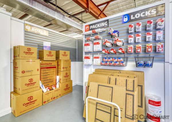 CubeSmart Self Storage - 23227 Freedom Avenue - FL - 23227 Freedom Avenue