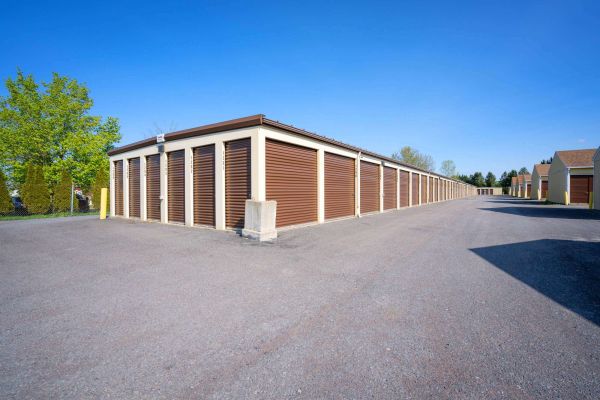 Watertown Storage Solution - NY-283 - 24452 New York 283