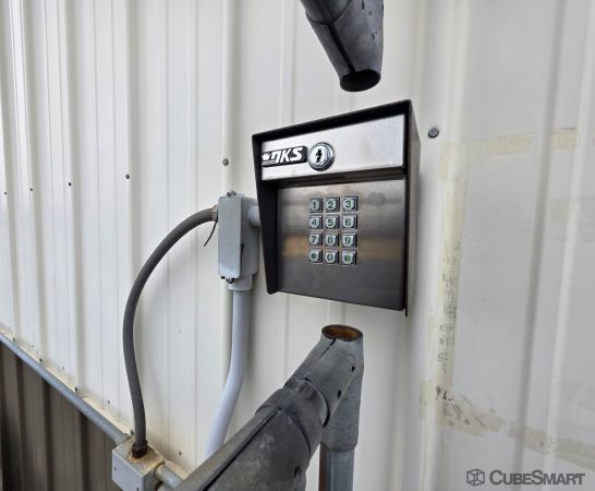 CubeSmart Self Storage - 7102 Rock Valley Parkway - IL - 7102 Rock Valley Parkway