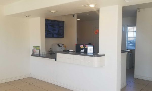 Purely Storage - Blythe - S Carlton - 225 South Carlton Avenue