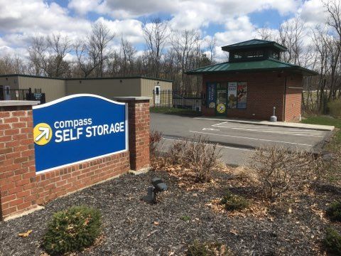 Compass Self Storage - Compass Self Storage - Nicholson (252) - 2404 Nicholson Road