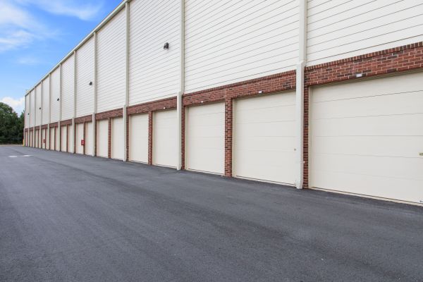 Compass Self Storage - Compass Self Storage - Senoia II (421) - 7935 Senoia Road