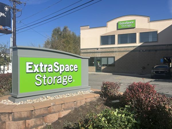 Extra Space Storage - 2275 - Cottonwood Heights - S Union Park Ave - 7183 Union Park Avenue
