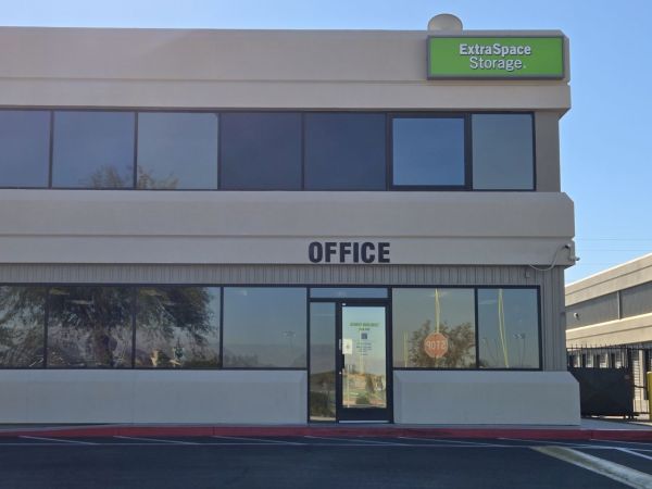 Extra Space Storage - 2261 - Las Vegas - W Dewey Dr - 6995 West Dewey Drive
