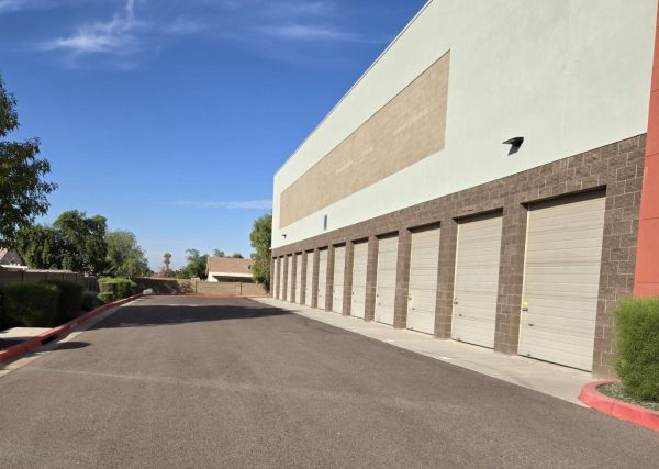 Extra Space Storage - 2253 - Mesa - 8749 E Broadway Rd - 8749 East Broadway Road