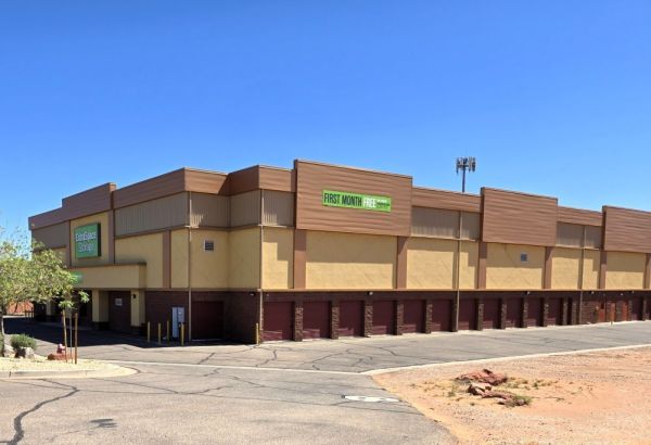 Extra Space Storage - 2274 - St George - E Riverside Dr - 2012 East Riverside Drive