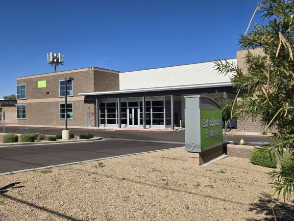 Extra Space Storage - 2254 - Phoenix - W Southern Ave - 1706 West Southern Avenue