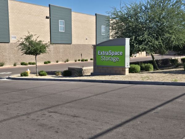 Extra Space Storage - 2254 - Phoenix - W Southern Ave - 1706 West Southern Avenue