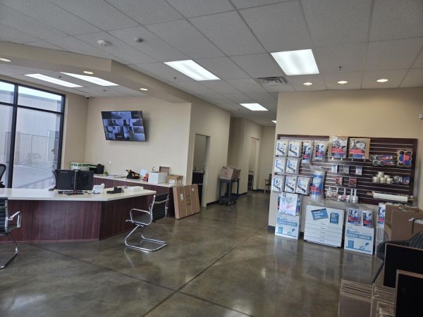 Extra Space Storage - 2256 - Las Vegas - S Buffalo Dr - 7425 South Buffalo Drive