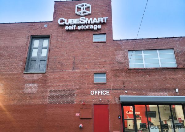 CubeSmart Self Storage - 160 Dupont Street - NY - 160 Dupont Street