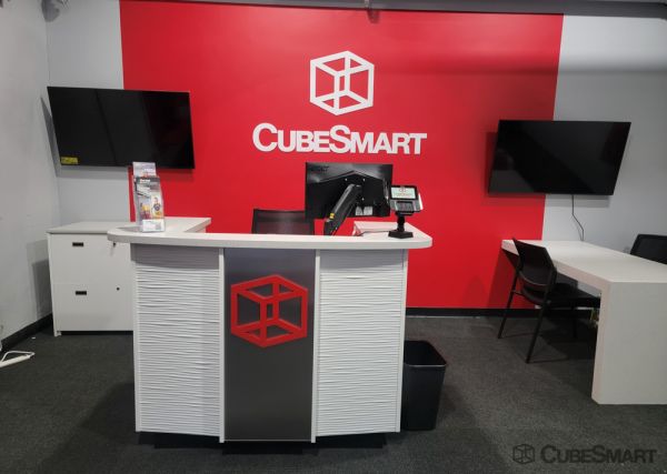 CubeSmart Self Storage - 160 Dupont Street - NY - 160 Dupont Street