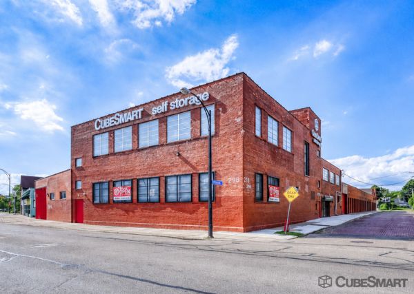 CubeSmart Self Storage - 160 Dupont Street - NY - 160 Dupont Street