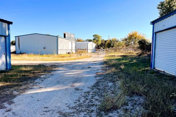 SecretSpot Storage - 3090 West Highway 199