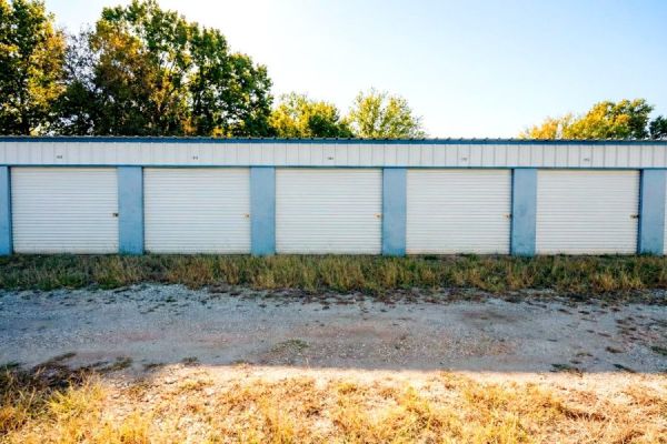 SecretSpot Storage - 3090 West Highway 199