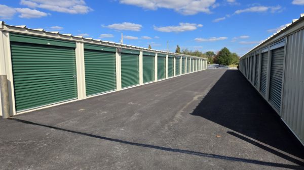 72 Storage - 225 Rocherty Road
