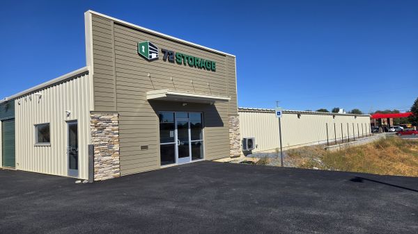72 Storage - 225 Rocherty Road
