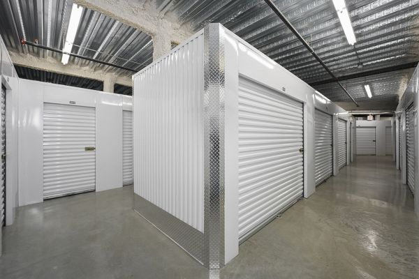 Storage Star Chicago - McCormick - 6341 North McCormick Boulevard