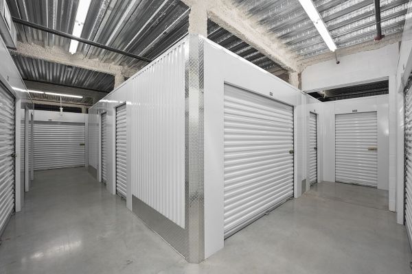 Storage Star Chicago - McCormick - 6341 North McCormick Boulevard