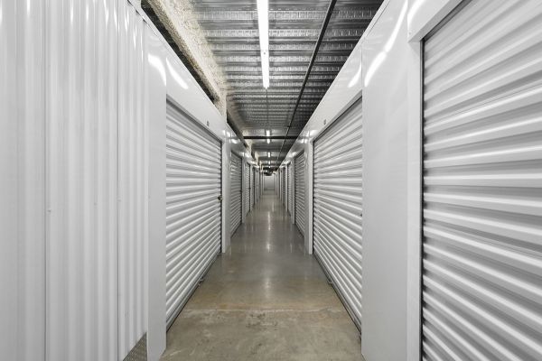 Storage Star Chicago - McCormick - 6341 North McCormick Boulevard