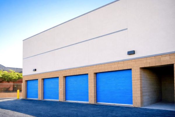 Cache Plus Storage - 4955 East Tropicana Avenue