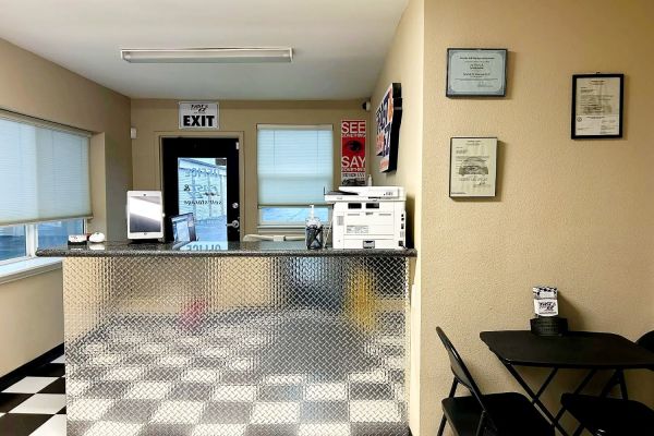 Fast & EZ Self Storage - North Las Vegas - 915 East Colton Avenue