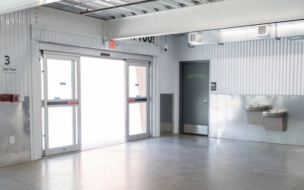 Space Shop Self Storage - Tucker - 2274 Northlake Center Drive