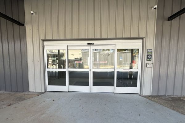 SmartStop Self Storage - Spartanburg - 899 E Main St - 899 East Main Street