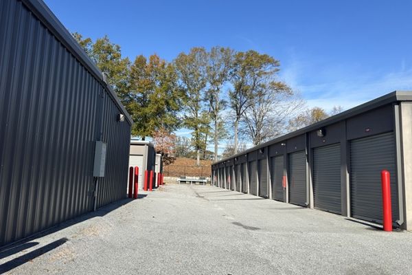 SmartStop Self Storage - Spartanburg - 899 E Main St - 899 East Main Street