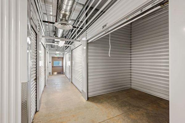 Air Park Self Storage - 3200 Cameron Park Drive