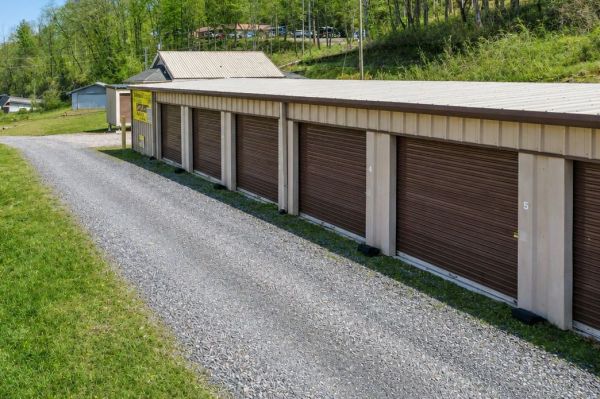 Dellwood Storage - 3015 Dellwood Road