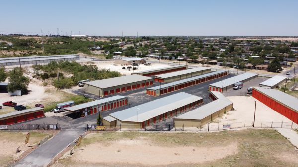 Big Spring Greenkey Storage - Main - 3301 Farm to Market Road 700
