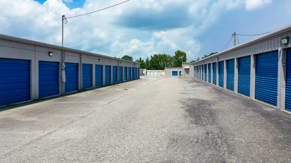 Southwind Storage - Searcy - 508 East Booth Road - 508 East Booth Road