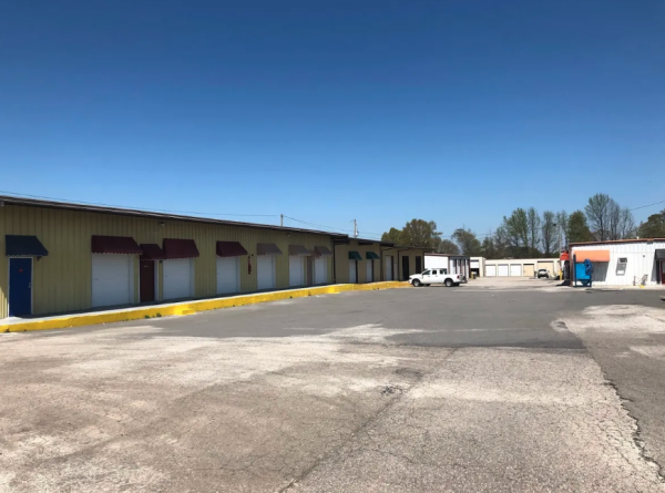Southwind Storage - Searcy - 508 East Booth Road - 508 East Booth Road
