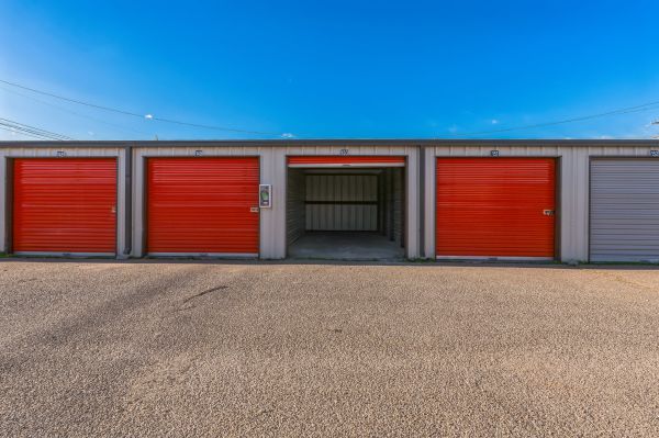 Amarillo Self Storage - 700 North Houston Street