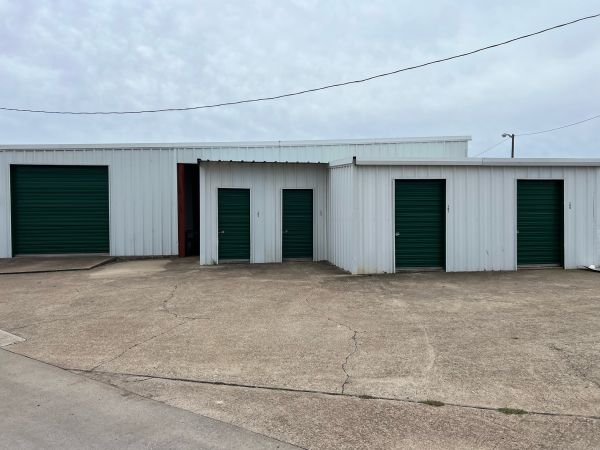Safe and Secure Storage of Hewitt - 1600 West Spring Valley Road