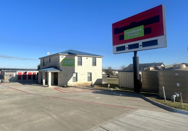 Extra Space Storage - 5164 - Liberty Hill - N Hwy 183 - 400 North US Highway 183