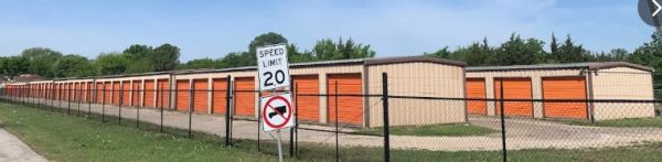 Wilmer Premier Storage - 407 Thorne Street