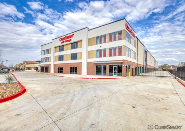 CubeSmart Self Storage - 6651 South Cooper Street - TX - 6651 South Cooper Street
