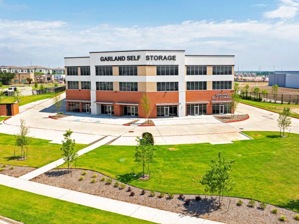 Garland Self Storage - 6330 N. President George Bush Highway Ste 101