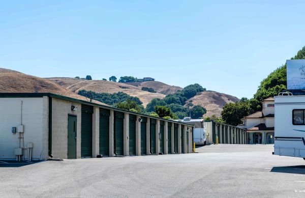 Lockaway Storage - 8555 Dublin Canyon Road