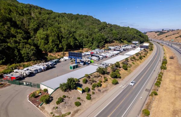 Lockaway Storage - 8555 Dublin Canyon Road