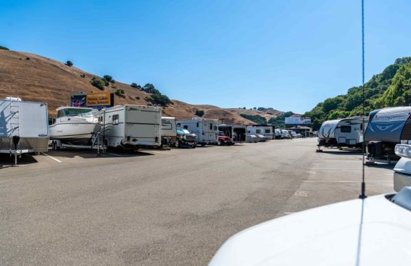 Lockaway Storage - 8555 Dublin Canyon Road
