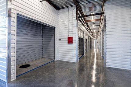 The Storage Center 8070 - Warden - 5035 Warden Road