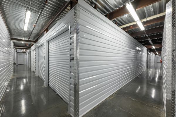 The Storage Center 8072 - Schillinger - 99 Schillinger Road South