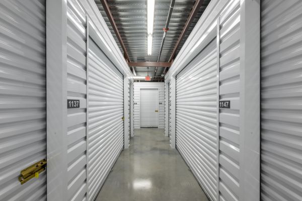 The Storage Center 8072 - Schillinger - 99 Schillinger Road South