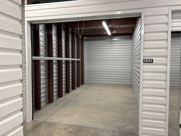 The Storage Center 8077 - Milton - 2701 East Milton Avenue