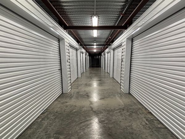 The Storage Center 8077 - Milton - 2701 East Milton Avenue
