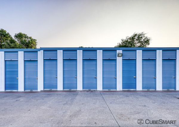 CubeSmart Self Storage - 1838 South Josey Lane - TX - 1838 South Josey Lane