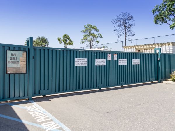 My Self Storage Space - Camarillo - 450 Camarillo Center Drive